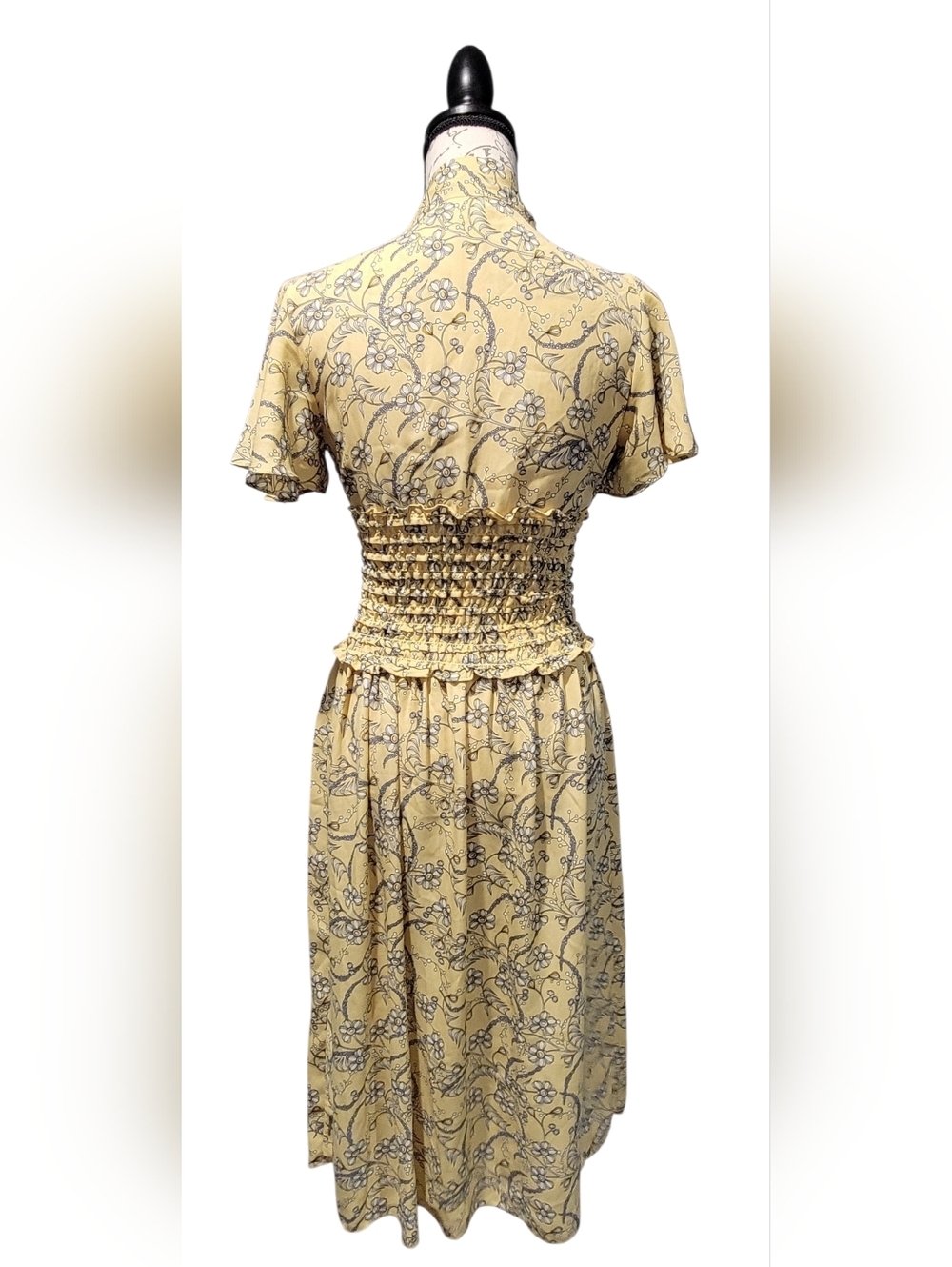 Max Studio Yellow Floral Smocked Waist Dress Size Small - Picture 2 of 3